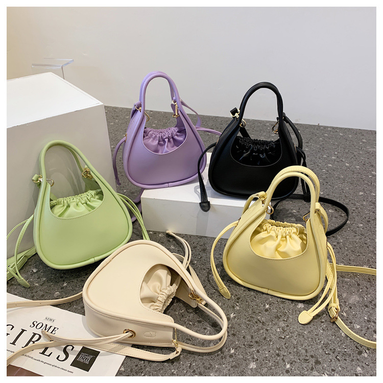 Women's Mini Square Crossbody Bag with Chain Strap Summer Casual Shoulder Bag